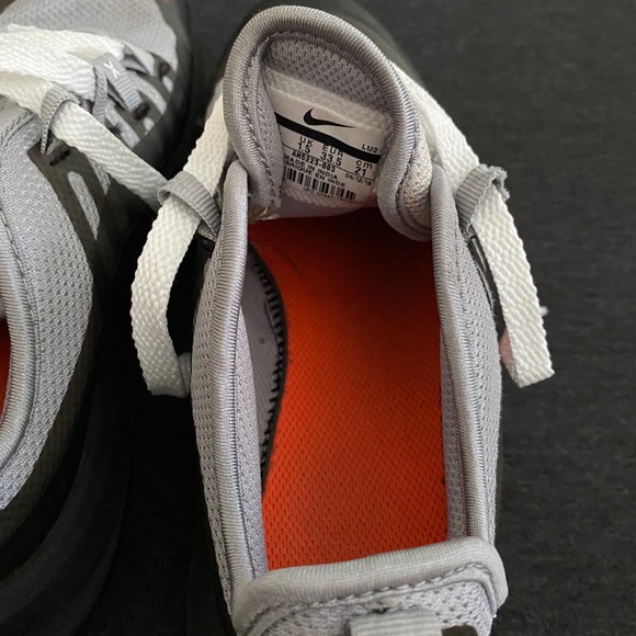 Kids Nike Air Max - Picture 4 of 4